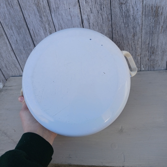 Vintage 80's Enamel Ware Strawberries Set Of 2 Pots With Lids Stockpot/Sauce I - Picture 6 of 10